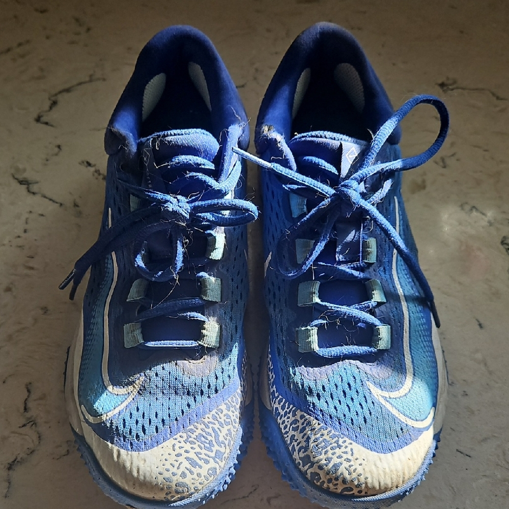 Womens Nike Softball Turf Shoes 9